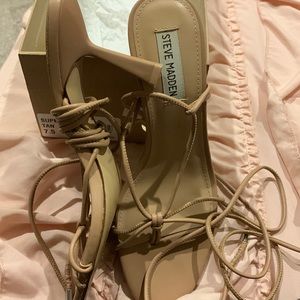 steve madden lace up heel